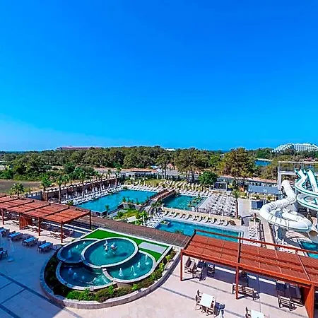 Lrs Akadia Luxury (adults Only) סייד