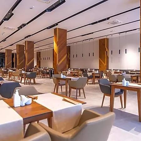 Lrs Akadia Luxury (adults Only) סייד