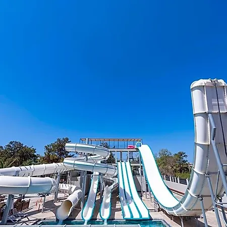 Lrs Akadia Luxury (adults Only) מלון 5*