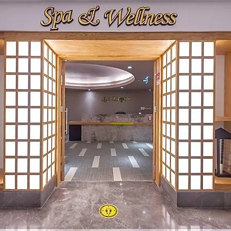 Hotel Lrs Akadia Luxury (adults Only)