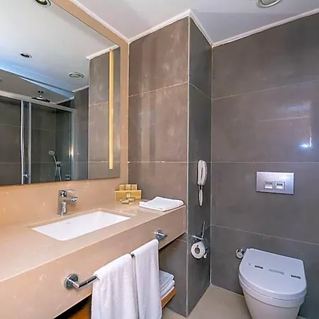 Hotel Lrs Akadia Luxury (adults Only)