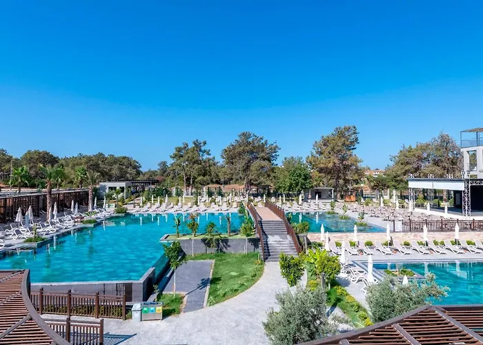 Ξενοδοχείο Lrs Akadia Luxury (adults Only) 5*
