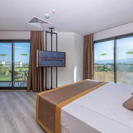 Lrs Akadia Luxury (adults Only) Side